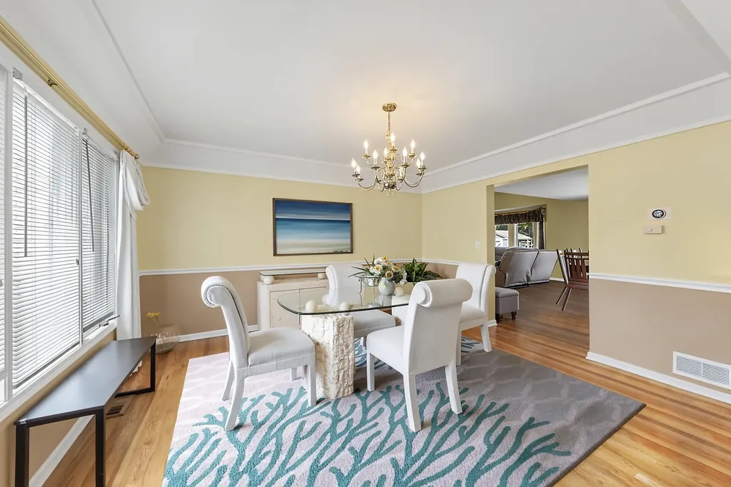 22W126 Glenrise Court Glen Ellyn IL 60137