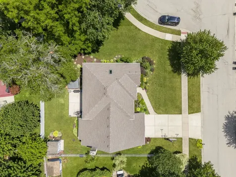 22W126 Glenrise Court Glen Ellyn IL 60137