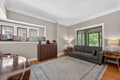 130 Gale Avenue River Forest IL 60305