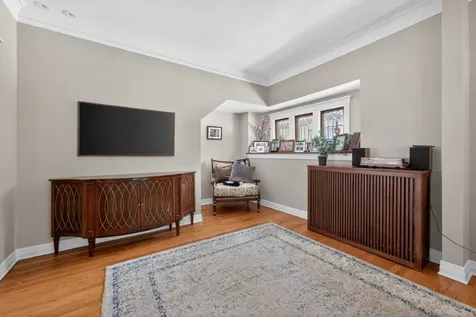 130 Gale Avenue River Forest IL 60305