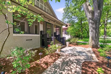 130 Gale Avenue River Forest IL 60305