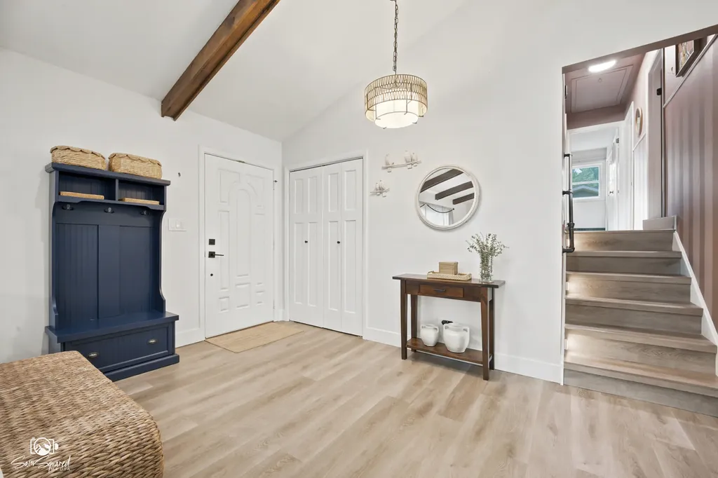 11S528 Book Road Naperville IL 60564