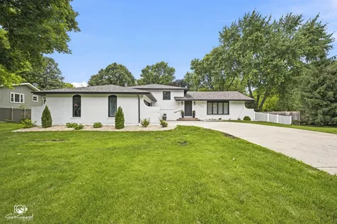 11S528 Book Road Naperville IL 60564