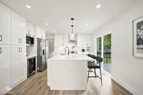11S528 Book Road Naperville IL 60564