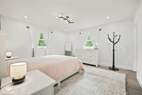 11S528 Book Road Naperville IL 60564