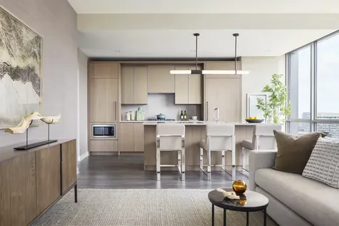 164 North Peoria Street Chicago IL 60607