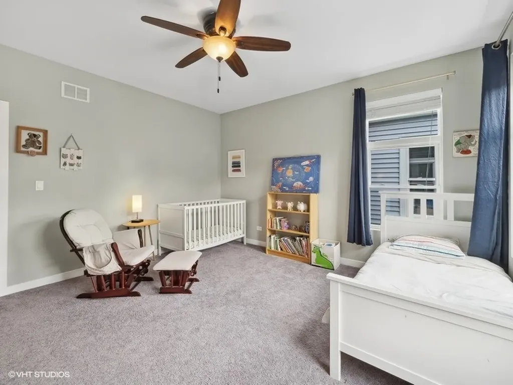 4323 North St Louis Avenue Chicago IL 60618