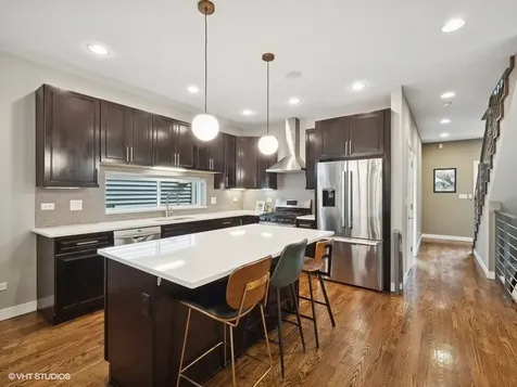 4323 North St Louis Avenue Chicago IL 60618