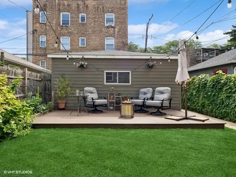 4323 North St Louis Avenue Chicago IL 60618