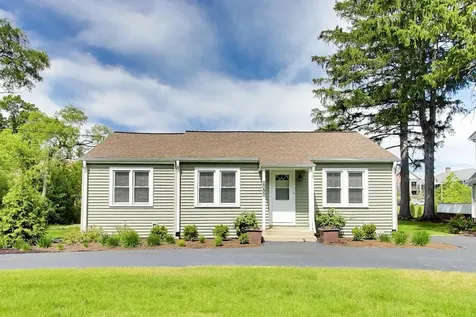 2090 Greenview Road Northbrook IL 60062
