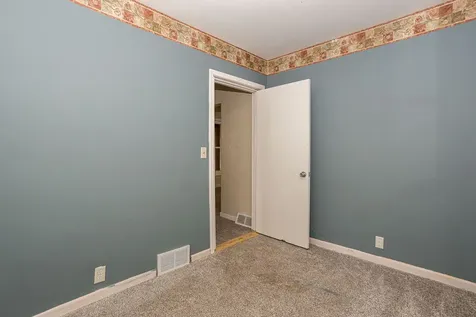 2738 11TH Avenue C Moline IL 61265