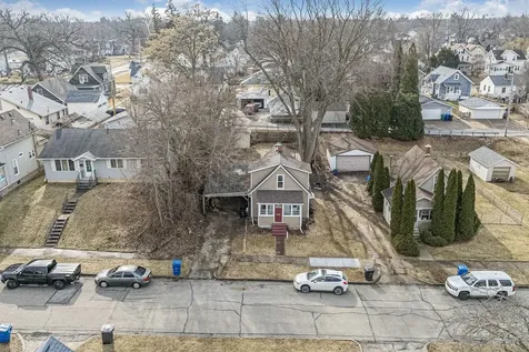 2738 11TH Avenue C Moline IL 61265