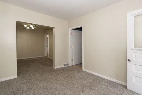 2738 11TH Avenue C Moline IL 61265