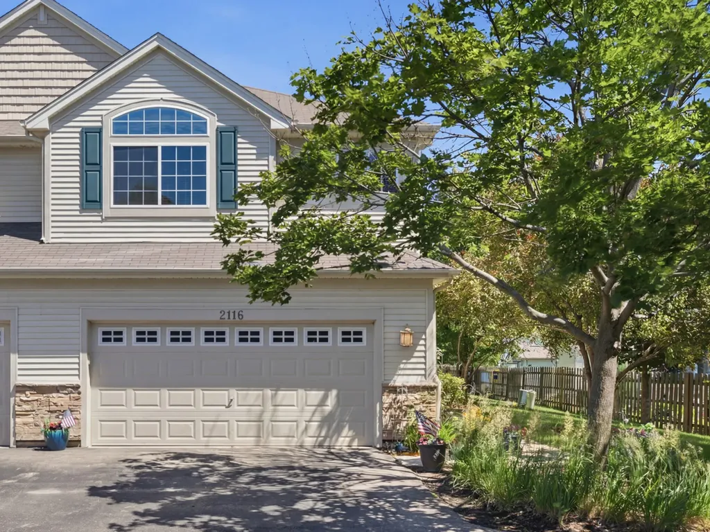 2116 Gallant Fox Circle Montgomery IL 60538