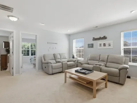 2116 Gallant Fox Circle Montgomery IL 60538