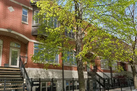 1816 South Calumet Avenue Chicago IL 60616