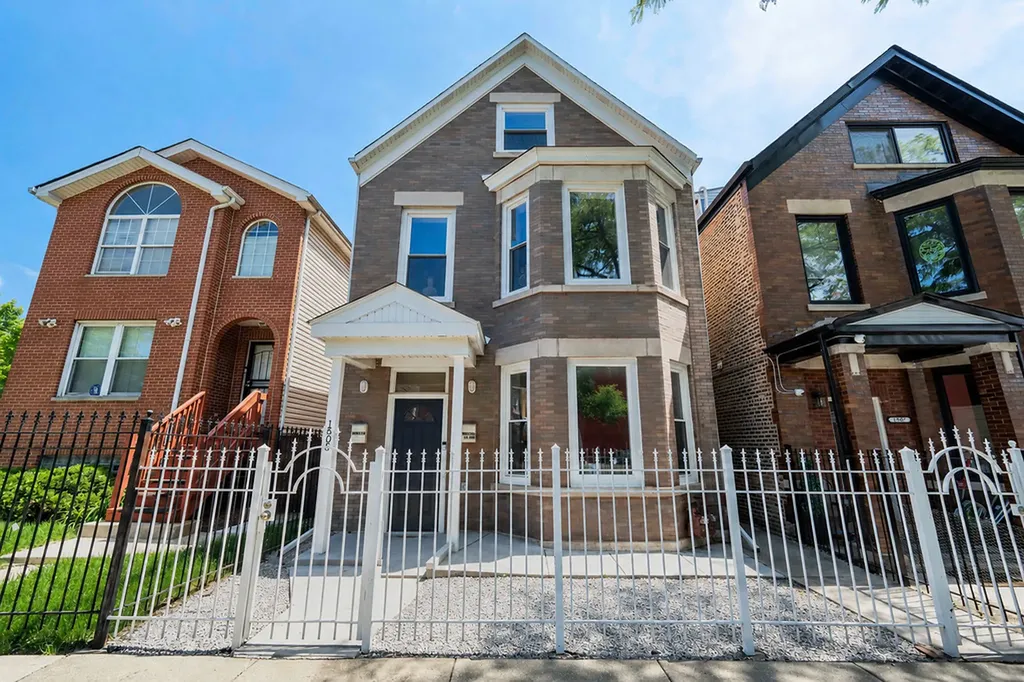 1505 South Tripp Avenue Chicago IL 60623