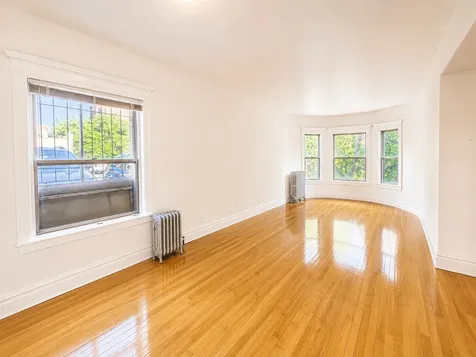 668 West Sheridan Road Chicago IL 60613