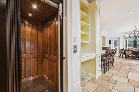 2214 Churchill Lane Highland Park IL 60035