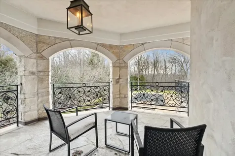 2214 Churchill Lane Highland Park IL 60035