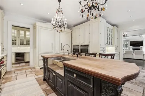 2214 Churchill Lane Highland Park IL 60035