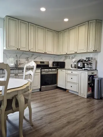 222 North Maple Street N Cullom IL 60929