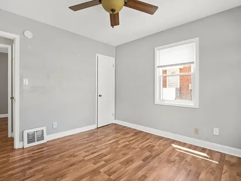 3447 Broadway Rockford IL 61108