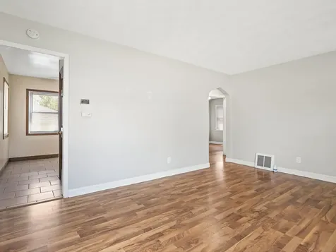 3447 Broadway Rockford IL 61108