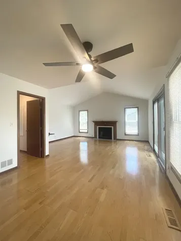 4330 Huntington Boulevard Hoffman Estates IL 60192