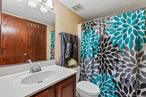 80 Maryview Parkway Matteson IL 60443