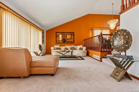 80 Maryview Parkway Matteson IL 60443