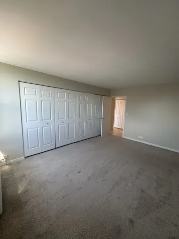 5701 North Sheridan Road Chicago IL 60660