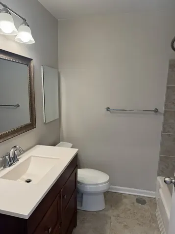 5701 North Sheridan Road Chicago IL 60660