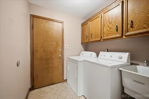 13 Saddlewood Court Sugar Grove IL 60554