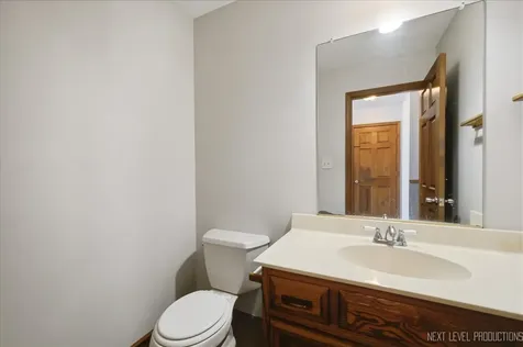 13 Saddlewood Court Sugar Grove IL 60554