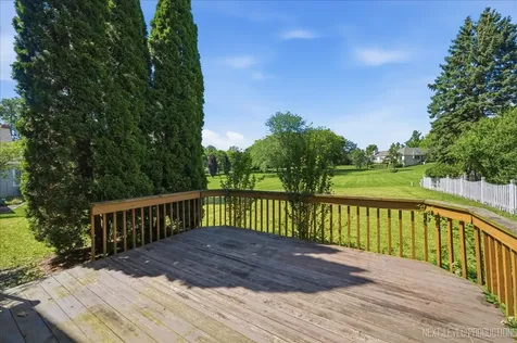 13 Saddlewood Court Sugar Grove IL 60554