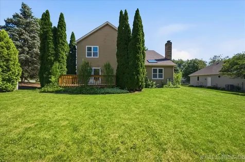 13 Saddlewood Court Sugar Grove IL 60554