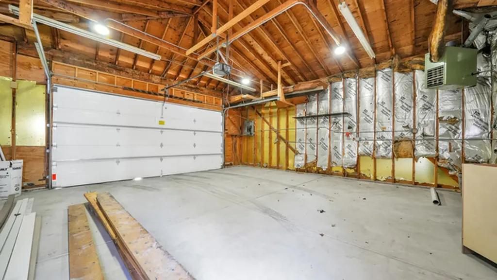 2128 North Lawler Avenue Chicago IL 60639