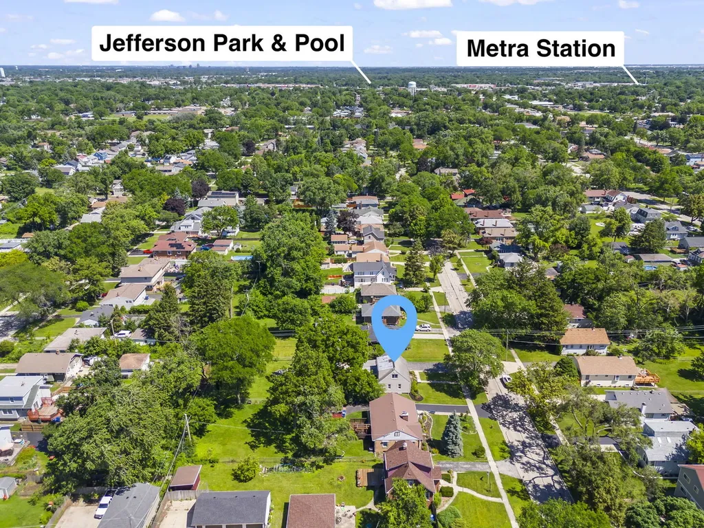 28 North Yale Avenue Villa Park IL 60181