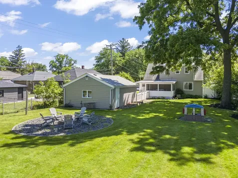 28 North Yale Avenue Villa Park IL 60181