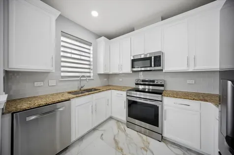 1244 Evergreen Avenue Des Plaines IL 60016