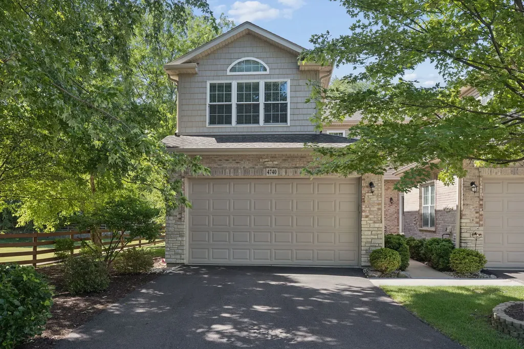 4740 Auvergne Avenue Lisle IL 60532
