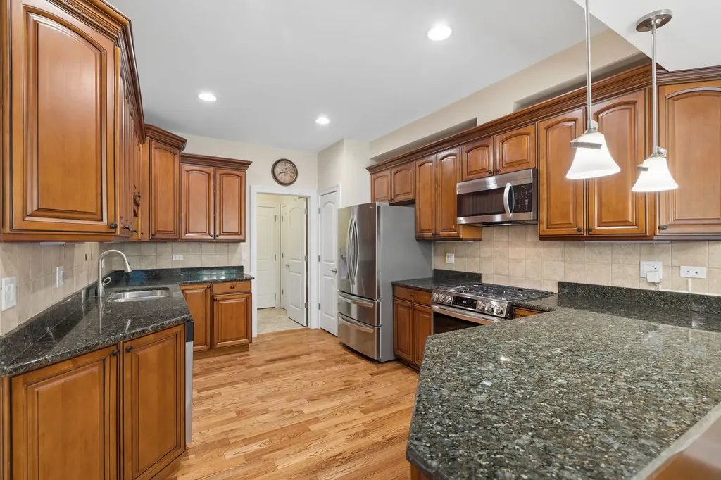 4740 Auvergne Avenue Lisle IL 60532