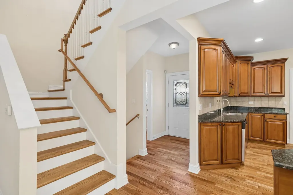 4740 Auvergne Avenue Lisle IL 60532