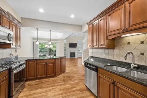 4740 Auvergne Avenue Lisle IL 60532