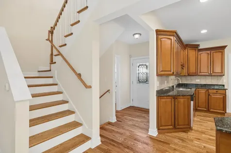 4740 Auvergne Avenue Lisle IL 60532
