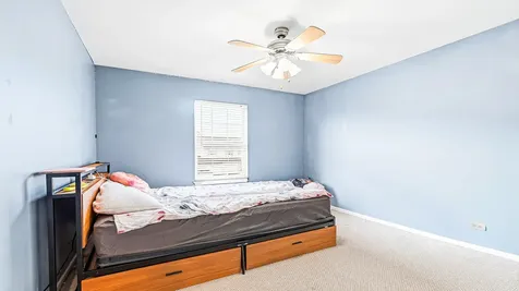 1889 Lake Bluff Lane Pingree Grove IL 60140