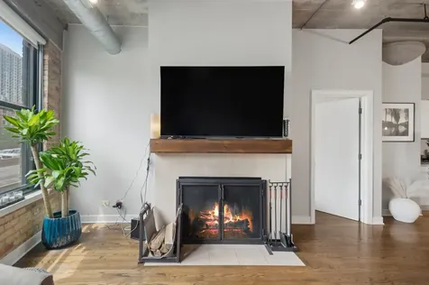 411 West Ontario Street Chicago IL 60654