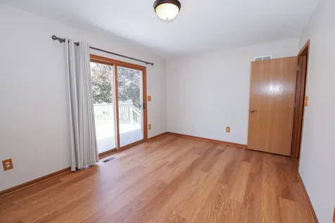 49 South Walnut Drive North Aurora IL 60542