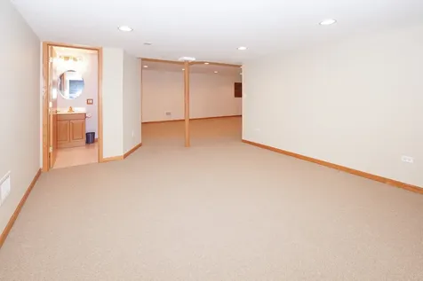 49 South Walnut Drive North Aurora IL 60542